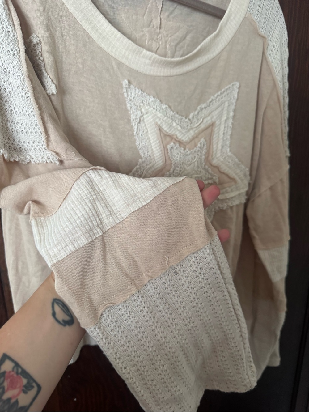 Star Patch Long Sleeve Knit Top - Picture 2 of 5